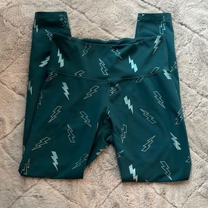 Old Navy size large active wear leggings.